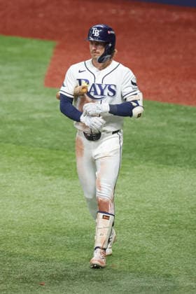 October 5, 2026, St. Petersburg, Florida, USA: Tampa Bay Rays right fielder JONNY DELUCA (21) walks to the plate during game 2 of the American League Division Series against the New York Yankees. The Tampa Bay Rays hosted the New York Yankees the at Tropicana Field in St. Petersburg, FL. St. Petersburg USA - ZUMAm299 20261005_znp_m299_031 Copyright: xTaylorxMcFeex