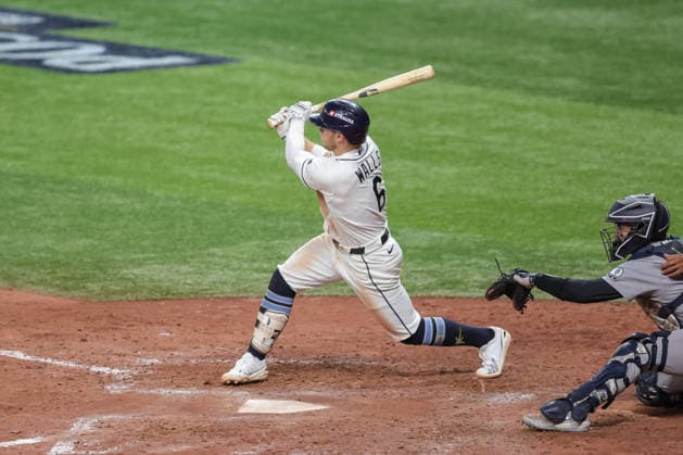 October 5, 2026, St. Petersburg, Florida, USA: Tampa Bay Rays shortstop TAYLOR WALLS (6) hits during in game 2 of the American League Division Series against the New York Yankees. The Tampa Bay Rays hosted the New York Yankees the at Tropicana Field in St. Petersburg, FL. St. Petersburg USA - ZUMAm299 20261005_znp_m299_033 Copyright: xTaylorxMcFeex