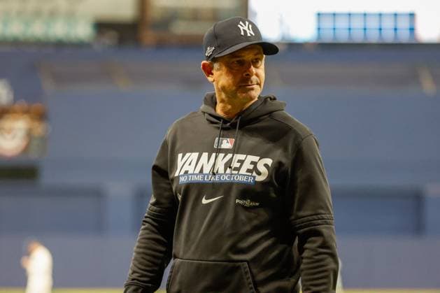 October 5, 2026, St. Petersburg, Florida, USA: New York Yankees manager Aaron Boone (17) comes out to talk to umpires, while the Tampa Bay Rays wait to bat during the second inning at Tropicana Field on Monday, Oct. 5, 2026, in St. Petersburg. Florida News - October 5, 2026  - ZUMAs70_ 0868669280st Copyright: xJeffereexWoox