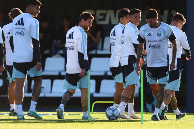 Argentina Training Session Argentina s Lionel Messi attends a training session at the Argentine Football Association (AFA) training complex in Ezeiza, on the outskirts of Buenos Aires, Argentina, on October 5, 2026, ahead of his final appearance for the national team, Nationalteam in a friendly against Benin. Buenos Aires Argentina  Copyright: xMatiasxBagliettox originalFilename:baglietto-notitle261005_npOHa.jpg