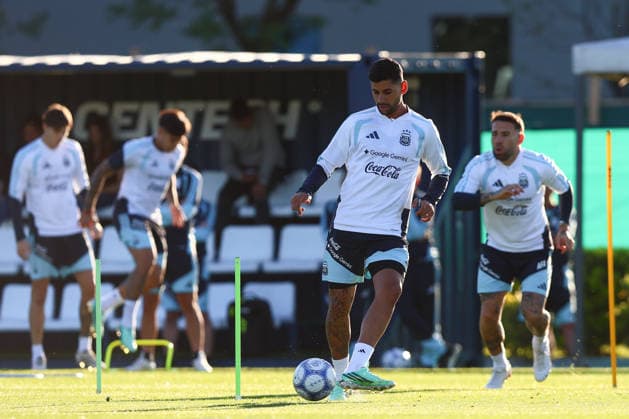 Argentina Training Session Argentina s Cristian Romero attends a training session at the Argentine Football Association (AFA) training complex in Ezeiza, on the outskirts of Buenos Aires, Argentina, on October 5, 2026, ahead of their friendly against Benin, which will mark Lionel Messi s final appearance for the national team, Nationalteam Buenos Aires Argentina  Copyright: xMatiasxBagliettox originalFilename:baglietto-notitle261005_nptV8.jpg