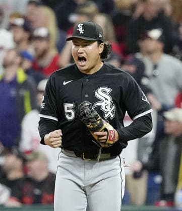 Baseball: Division Series between White Sox and Guardians Munetaka Murakami of the Chicago White Sox reacts after a victory over the Cleveland Guardians in Game 2 of the American League Division Series at Progressive Field in Cleveland, Ohio, on Oct. 5, 2026.  A14AA0005630233P