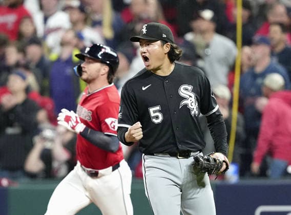 Baseball: Division Series between White Sox and Guardians Munetaka Murakami (R) of the Chicago White Sox reacts after a victory over the Cleveland Guardians in Game 2 of the American League Division Series at Progressive Field in Cleveland, Ohio, on Oct. 5, 2026.  A14AA0005630235P
