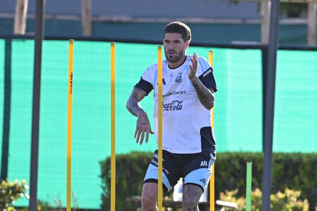 BUENOS AIRES, ARGENTINA - OCTOBER 5: Rodrigo De Paul of Argentina national team, Nationalteam at Training Camp on October 5, 2026 in Buenos Aires, Argentina. Argentina will face Benin tomorrow in an International Friendly, Länderspiel, Nationalmannschaft match at the Estadio Monumental, marking Messi s final farewell appearance for the national team. Photo by SFSI Lionel Messi of Argentina national team last training Copyright: xx