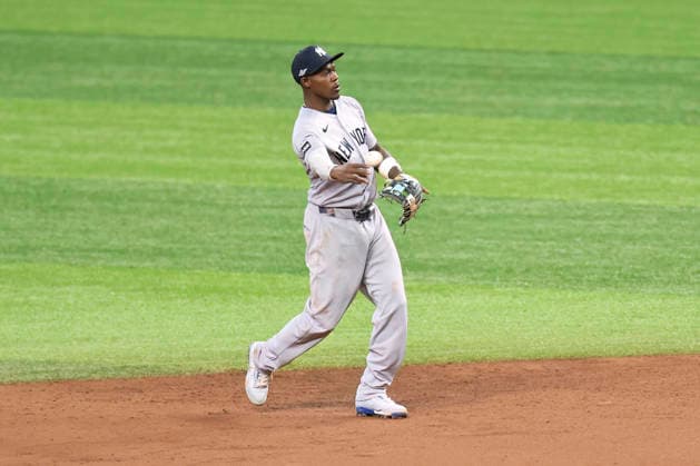 October 5, 2026, St. Petersburg, Florida, USA: New York Yankees second baseman Jazz Chisholm Jr. (13) throws out Tampa Bay Rays first baseman Jonathan Aranda (8) at first base during game two of the ALDS for the 2026 MLB, Baseball Herren, USA Playoffs on October 5, 2026 at Tropicana Field. The Rays beat the Yankees 5-2. MLB 2026: ALDS Game 2 Tampa Bay Rays 5 : 2 New York Yankees  - ZUMAh180 20261005_zsp_h180_058 Copyright: xKimxHukarix