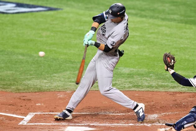 October 5, 2026, St. Petersburg, Florida, USA: New York Yankees center fielder Spencer Jones (78) flies out to Tampa Bay Rays right fielder Victor Mesa Jr. (25) during game two of the ALDS for the 2026 MLB, Baseball Herren, USA Playoffs on October 5, 2026 at Tropicana Field. The Rays beat the Yankees 5-2. MLB 2026: ALDS Game 2 Tampa Bay Rays 5 : 2 New York Yankees  - ZUMAh180 20261005_zsp_h180_081 Copyright: xKimxHukarix