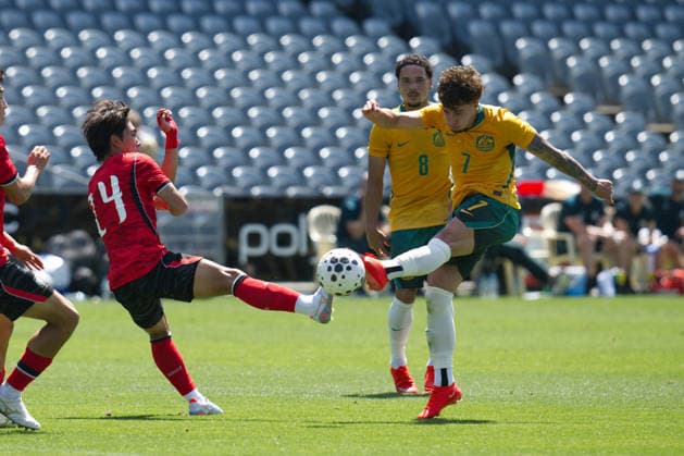 October 6, 2026, Gosford, Australia: Park Hyeseong (L) of Korea Republic football team and Tiago Quintal (R) of Australia football team seen in action during the U23 International Friendlies match between Australia and Korea Republic held at polytec Stadium. Final score; Australia 2:2 Korea Republic. Gosford Australia - ZUMAs197 20261006_aaa_s197_021 Copyright: xLuisxVeniegrax