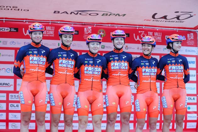IPA89360145 - Top Girls Fassa Bortolo team in the women s race at Tre Valli Varesine, a Road cycling, Rad, Radsport, Strasse race in Varese, Italy, on October 6, 2026  Copyright: xRobertaxCorradin IPAxSportx xx IPA89360145
