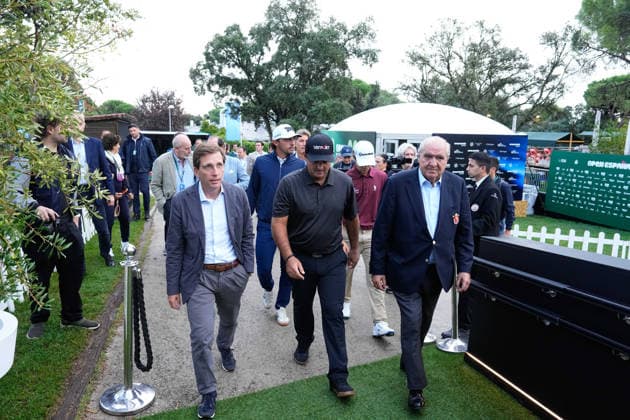 October 6, 2026, Madrid, Madrid, Spain: Juan Guerrero-Burgos, Royal Spanish Golf Federation, Jose Luis Martinez-Almeida, Mayor of Madrid and Patrick Reed attend during the presentation of the Open de EspaoÂ±a 2026 presented by Madrid at the Real Club de Campo Villa de Madrid on October 06, 2026 in Madrid, Spain. Madrid Spain - ZUMAa181 20261006_zaa_a181_035 Copyright: xDennisxAgyemanx