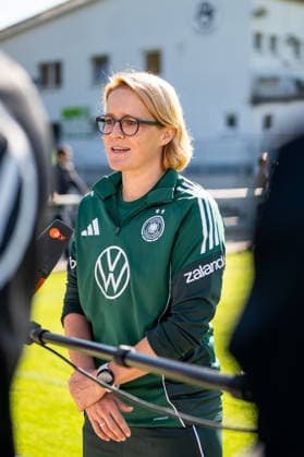 06.10.2026, GER, Fussball, Frauen, Training, DFB Nationalmannschaft Deutschland Saskia Bartusiak ( Deutschland, Co-Trainerin ) Heidelberg ASV Eppelheim Baden-Württemberg Deutschland Copyright: xNordphoto Memmlerx