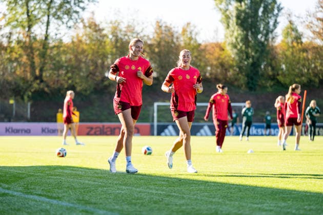 06.10.2026, GER, Fussball, Frauen, Training, DFB Nationalmannschaft Deutschland Melissa Kössler ( Deutschland ), Marie Müller ( Deutschland ) Heidelberg ASV Eppelheim Baden-Württemberg Deutschland Copyright: xNordphoto Memmlerx