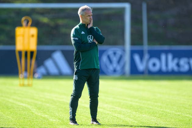Fußball, Nationalmanschaft, Frauen, 20261006, Fraining DFB Frauen. Im Bild Bundestrainer Deutschland Christian Wück. Eppelheim ASV Eppelheim Baden-Württemberg Deutschland Copyright: Passion2Press MarkusxFischerx