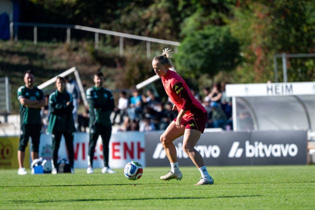 06.10.2026, GER, Fussball, Frauen, Training, DFB Nationalmannschaft Deutschland Lea Schüller ( Deutschland ) am Ball Heidelberg ASV Eppelheim Baden-Württemberg Deutschland Copyright: xNordphoto Memmlerx