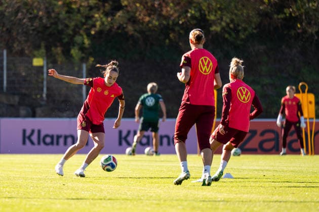 06.10.2026, GER, Fussball, Frauen, Training, DFB Nationalmannschaft Deutschland Sophia Kleinherne ( Deutschland ) am Ball Heidelberg ASV Eppelheim Baden-Württemberg Deutschland Copyright: xNordphoto Memmlerx
