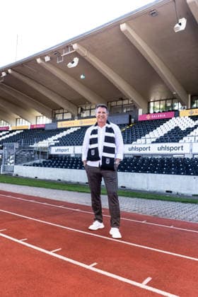 PK Pressekonferenz SSV Ulm 1846 Fußball Vorstellung Alois Schwartz , Fussball, Regionalliga Südwest, Donaustadion Ulm 06.10.26 Alois Schwartz (SSV Ulm 1846 Fussball, Trainer und sportlicher Leiter) im Donaustadion Ulm PK Pressekonferenz SSV Ulm 1846 Fußball Vorstellung Alois Schwartz , Fussball, Regionalliga Südwest, Donaustadion Ulm 06.10.26 Foto: Lucca Fundel Ulm Donaustadion Baden-Württemberg Deutschland