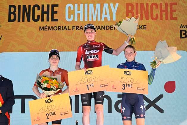 Binche Chimay Binche 2026 Cycling Race BINCHE, BELGIUM - OCTOBER 06 : Kool Charlotte (NED) of Fenix-Premier Tech, Riedmann Linda (BEL) of Lotto Intermarche Ladies and Steigenga Nicole (NED) of AG Insurance - Soudal Team pictured during the podium ceremony after the 6th edition of Binche Chimay Binche for women an UCI Class 1.1 one day cycling road race for Women Elite and U23 of 125 km with start in Binche and finish in Binche on October 6, 2026 in Binche, Belgium, 06 10 2026 Binche Belgium  Copyright: xNicoxVereeckenx