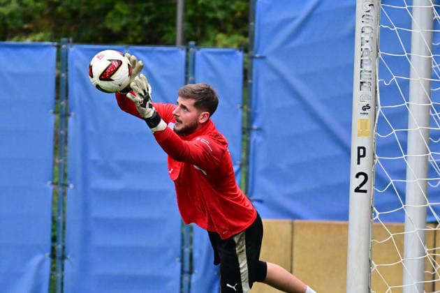06.10.2026, Fußball, Herren, 2.BL (Bundesliga), Saison 2026 2027, Holstein Kiel Training, KSV Torwart Timon Weiner Kiel, nähe Holstein-Stadion Projensdorf, Trainingszentrum, N Schleswig-Holstein Deutschland