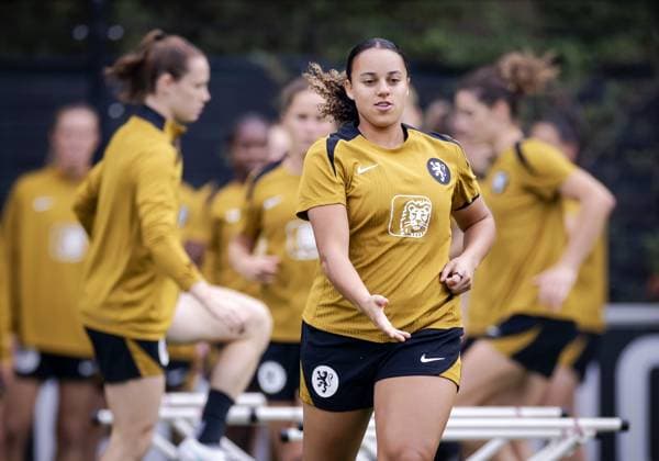 ZEIST - Chasity Grant during a training session of the Dutch women s football team in preparation for the World Cup qualifying match against Hungary. ROBIN VAN LONKHUIJSEN ANP xVIxANPxSportx xxANPxIVx 571675694 originalFilename: 571675694.jpg