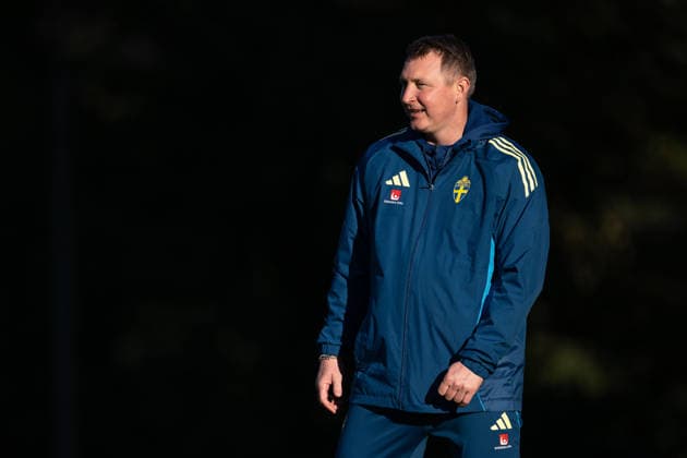 261006 national team, Nationalteam director Kim Källström during a training session with the Swedish women s national football team on October 6, 2026 in Stockholm. Photo: Emma Wallskog BILDBYRAN kod EW EW0714 fotboll football soccer fotball vm-kval kval fifa womens world cup qualifier qualifier träning practice training sverige sweden dam bbeng Copyright: EMMAxWALLSKOG BB261006EW003