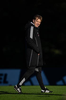 261006 Head coach Tony Gustavsson of the Swedish women s national football team during a training session on October 6, 2026 in Stockholm. Photo: Emma Wallskog BILDBYRAN kod EW EW0714 fotboll football soccer fotball vm-kval kval fifa womens world cup qualifier qualifier träning practice training sverige sweden dam bbeng Copyright: EMMAxWALLSKOG BB261006EW017