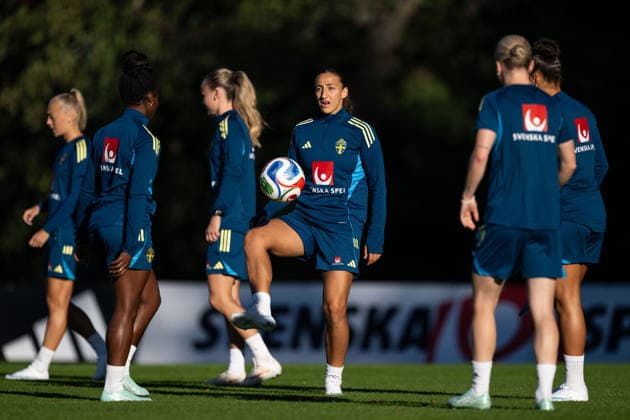 261006 Rosa Kafaji of the Swedish women s national football team during a training session on October 6, 2026 in Stockholm. Photo: Emma Wallskog BILDBYRAN kod EW EW0714 fotboll football soccer fotball vm-kval kval fifa womens world cup qualifier qualifier träning practice training sverige sweden dam bbeng Copyright: EMMAxWALLSKOG BB261006EW021
