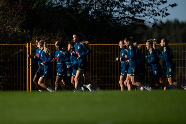 261006 Players of the Swedish women s national football team during a training session on October 6, 2026 in Stockholm. Photo: Emma Wallskog BILDBYRAN kod EW EW0714 fotboll football soccer fotball vm-kval kval fifa womens world cup qualifier qualifier träning practice training sverige sweden dam bbeng Copyright: EMMAxWALLSKOG BB261006EW027