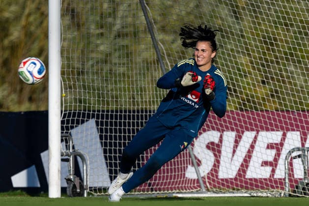 261006 Goalkeeper Zecira Musovic of the Swedish women s national football team during a training session on October 6, 2026 in Stockholm. Photo: Emma Wallskog BILDBYRAN kod EW EW0714 fotboll football soccer fotball vm-kval kval fifa womens world cup qualifier qualifier träning practice training sverige sweden dam bbeng Copyright: EMMAxWALLSKOG BB261006EW033