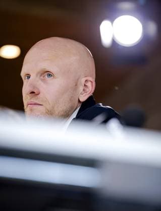 ZEIST - National coach Arjan Veurink during a press conference, PK, Pressekonferenz of the Dutch women s football team ahead of the World Cup qualifying match against Hungary. ROBIN VAN LONKHUIJSEN ANP xVIxANPxSportx xxANPxIVx 571683375 originalFilename: 571683375.jpg