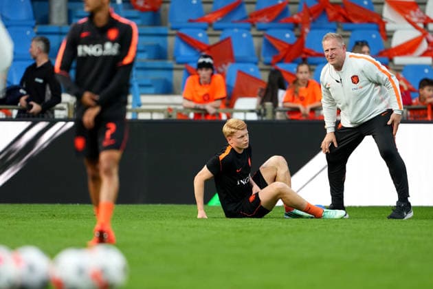 European Championship, EM, Europameisterschaft Qualifier: The Netherlands U21, U 21 v Bosnia and Herzegovina U21 Doetinchem - Kees Smit of The Netherlands U21 injured before the eigth qualification round of the 2026 2027 European Championship Qualifier. The match is set between The Netherlands U21 and Bosnia and Herzegovina U21 at De Vijverberg on 6 October 2026 in Doetinchem, Netherlands. (Hero Images Yannick Verhoeven) Copyright: xYannickxVerhoevenx