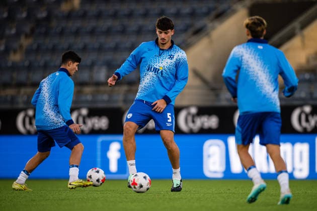 261006 Maor Yesilirmak of Israel warms up ahead of the UEFA European Under-21 Qualifier football match between Norway and Israel on October 6, 2026 in Stavanger. Photo: Marius Simensen BILDBYRAN COP 238 bbeng em kvalifisering football fotball fotboll israel norge norway soccer U21, U 21 UEFA EURO, EM, Europameisterschaft,Fussball under-21 qualifiers Copyright: MARIUSxSIMENSEN BB261006BB516