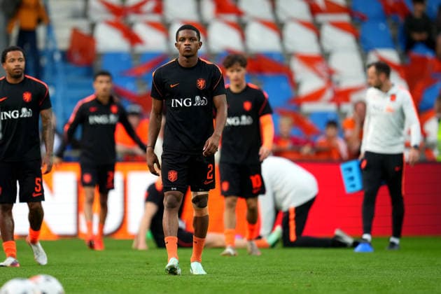 European Championship, EM, Europameisterschaft Qualifier: The Netherlands U21, U 21 v Bosnia and Herzegovina U21 Doetinchem - Givairo Read of The Netherlands U21 warms up before the eigth qualification round of the 2026 2027 European Championship Qualifier. The match is set between The Netherlands U21 and Bosnia and Herzegovina U21 at De Vijverberg on 6 October 2026 in Doetinchem, Netherlands. (Hero Images Yannick Verhoeven) Copyright: xYannickxVerhoevenx