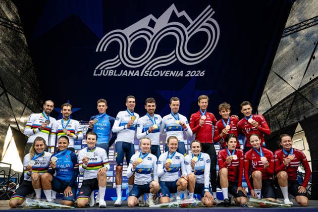 Italy, France, Luxembourg: UEC Road cycling, Rad, Radsport, Strasse European Championships - Ljubljana 2026 VIGILIA Alessia - TRINCA COLONEL Monica - LONGO BORGHINI Elisa - SOBRERO Matteo - FRIGO Marco - CATTANEO Mattia ( ITA ) Italy Second Place - SQUIBAN Maeva - KERBAOL Cedrine - BERTHET Juliette - GUERNALEC Thibault - CAVAGNA RÃ mi - ARMIRAIL Bruno ( FRA ) France - Winner - First Place WENZEL Liv - SCHREIBER Marie - BERTON Nina - WENZEL Mats - KOCKELMANN Mathieu - KIRSCH Alex ( LUX ) Luxembourg - Third Place - Award Ceremony Medal Ceremony Podium - Querformat - quer - horizontal - Landscape - Event Veranstaltung: UEC Road Cycling European Championships 2026 Ljubljana - Category Kategorie: Cycling - Road Cycling European Championships - Mixed Relay Men and Women Elite - Location Ort: Europe Slovenia - Sencur - Å enÄur - Discipline: Mixed Relay ( MR ) - Distance: 44 km - Date Datum: 06.10.2026 Tuesday Day 4 -