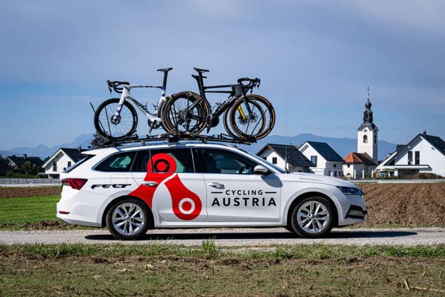 Austria: UEC Road cycling, Rad, Radsport, Strasse European Championships - Ljubljana 2026 Team Car ( AUT ) Austria Querformat - quer - horizontal - Landscape - Event Veranstaltung: UEC Road Cycling European Championships 2026 Ljubljana - Category Kategorie: Cycling - Road Cycling European Championships - Mixed Relay Men and Women Junior U19 - Location Ort: Europe Slovenia - Sencur - Å enÄur - Discipline: Mixed Relay ( MR ) - Distance: 44 km - Date Datum: 06.10.2026 Tuesday Day 4 -