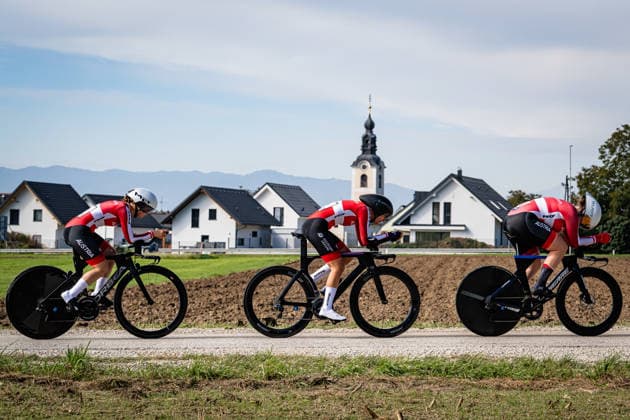 Austria: UEC Road cycling, Rad, Radsport, Strasse European Championships - Ljubljana 2026 UNTERKÖFLER Lea Sophie - SCHEBESTA Isabell - EXENBERGER RenÃ e ( AUT ) Austria Querformat - quer - horizontal - Landscape - Event Veranstaltung: UEC Road Cycling European Championships 2026 Ljubljana - Category Kategorie: Cycling - Road Cycling European Championships - Mixed Relay Men and Women Junior U19 - Location Ort: Europe Slovenia - Sencur - Å enÄur - Discipline: Mixed Relay ( MR ) - Distance: 44 km - Date Datum: 06.10.2026 Tuesday Day 4 -