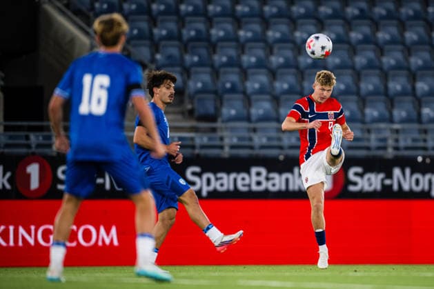 261006 Sindre Walle Egeli of Norway during the UEFA European Under-21 Qualifier football match between Norway and Israel on October 6, 2026 in Stavanger. Photo: Marius Simensen BILDBYRAN COP 238 bbeng em kvalifisering football fotball fotboll israel norge norway soccer U21, U 21 UEFA EURO, EM, Europameisterschaft,Fussball under-21 qualifiers Copyright: MARIUSxSIMENSEN BB261006BB592