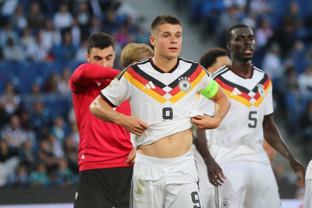 06.10.2026 Fußball Herren 2026 2027 UEFA U21, U 21 EM-Qualifikation 12. Spieltag Deutschland - Georgien SchücoArena Bielefeld Nicolo Tresoldi (Deutschland, 9, weiß). Bielefeld Nordrhein-Westfalen Deutschland