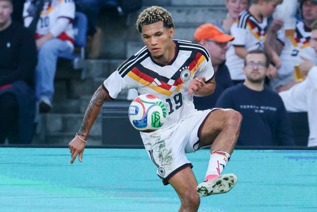 Paris Brunner (Germany) controls the ball during the UEFA Under21 EURO Qualifier, EM, Europameisterschaft between Germany U21, U 21 and Georgia U21 at Almstadion on October 6, 2026 in Bielefeld, Germany. (Photo by Marco Steinbrenner DeFodi Images) -