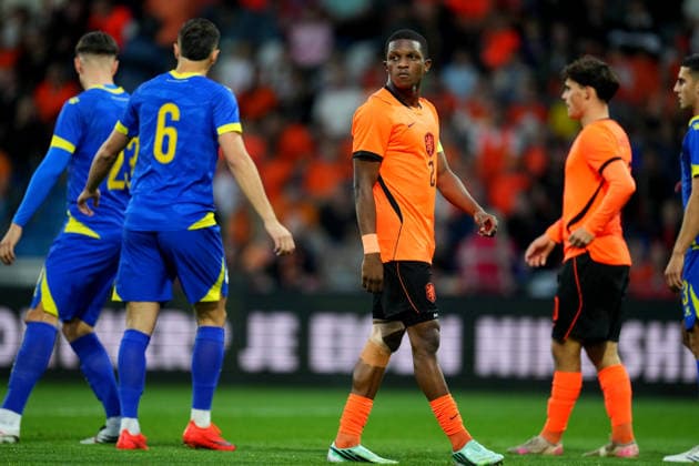 European Championship, EM, Europameisterschaft Qualifier: The Netherlands U21, U 21 v Bosnia and Herzegovina U21 Doetinchem - Givairo Read of The Netherlands U21 looks on during the eigth qualification round of the 2026 2027 European Championship Qualifier. The match is set between The Netherlands U21 and Bosnia and Herzegovina U21 at De Vijverberg on 6 October 2026 in Doetinchem, Netherlands. (Hero Images Yannick Verhoeven) Copyright: xYannickxVerhoevenx