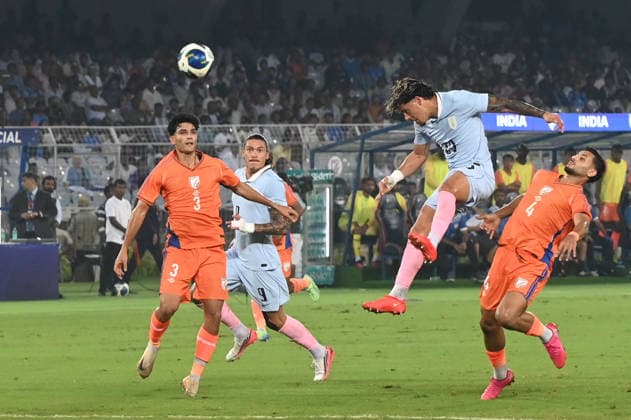 KOLKATA, INDIA - OCTOBER 6: Uruguay and Indian players in action during FIFA International Friendly, Länderspiel, Nationalmannschaft match at Vivekananda Yuva Bharati Stadium on October 6, 2026 in Kolkata, India. (Photo by Samir Jana Hindustan Times) India Vs Uruguay FIFA International Friendly Match At Salt Lake Stadium Kolkata