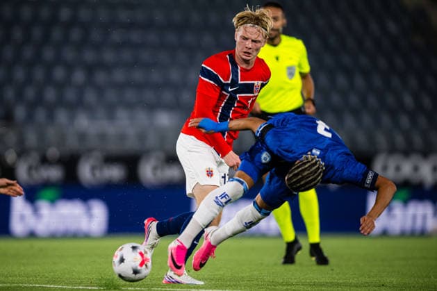 261006 Runar Norheim of Norway during the UEFA European Under-21 Qualifier football match between Norway and Israel on October 6, 2026 in Stavanger. Photo: Marius Simensen BILDBYRAN COP 238 bbeng em kvalifisering football fotball fotboll israel norge norway soccer U21, U 21 UEFA EURO, EM, Europameisterschaft,Fussball under-21 qualifiers Copyright: MARIUSxSIMENSEN BB261006BB617