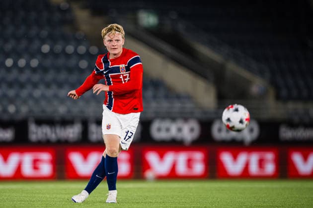 261006 Runar Norheim of Norway during the UEFA European Under-21 Qualifier football match between Norway and Israel on October 6, 2026 in Stavanger. Photo: Marius Simensen BILDBYRAN COP 238 bbeng em kvalifisering football fotball fotboll israel norge norway soccer U21, U 21 UEFA EURO, EM, Europameisterschaft,Fussball under-21 qualifiers Copyright: MARIUSxSIMENSEN BB261006BB644