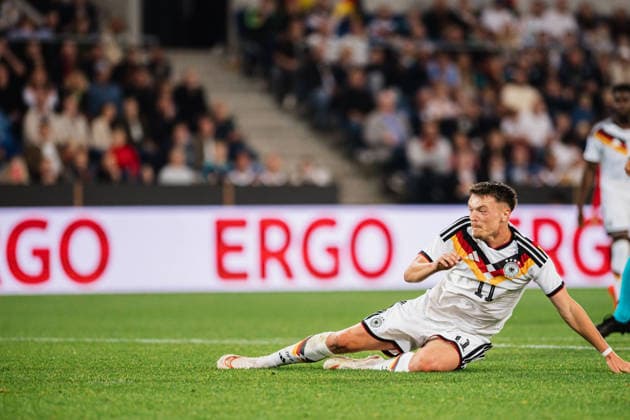 U21, U 21 EM-Qualifikation: Deutschland - Georgien, 06.10.2026 TOR, JUBEL zum 2:0 durch DÅ¾enan PejÄinoviÄ‡ (Deutschland, 11); Fußball, EM-Qualifikation U 21, 10. Spieltag: Deutschland vs. Georgien am 06.10.2026, Bielefeld DFB REGULATIONS PROHIBIT ANY USE OF PHOTOGRAPHS AS IMAGE SEQUENCES AND OR QUASI-VIDEO. Copyright: xBEAUTIFULxSPORTS Tonhäuserx