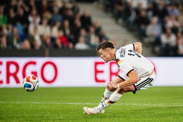 U21, U 21 EM-Qualifikation: Deutschland - Georgien, 06.10.2026 TOR, JUBEL zum 2:0 durch DÅ¾enan PejÄinoviÄ‡ (Deutschland, 11); Fußball, EM-Qualifikation U 21, 10. Spieltag: Deutschland vs. Georgien am 06.10.2026, Bielefeld DFB REGULATIONS PROHIBIT ANY USE OF PHOTOGRAPHS AS IMAGE SEQUENCES AND OR QUASI-VIDEO. Copyright: xBEAUTIFULxSPORTS Tonhäuserx