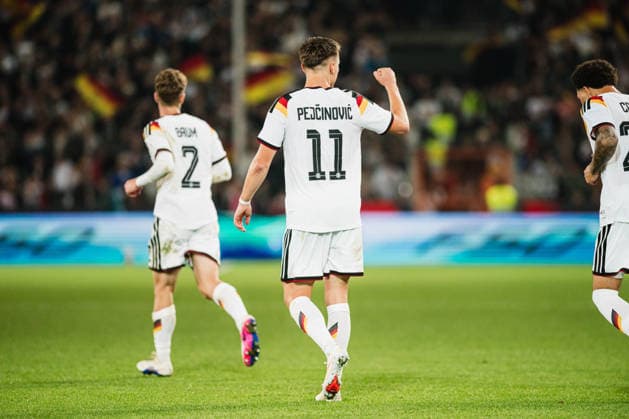 U21, U 21 EM-Qualifikation: Deutschland - Georgien, 06.10.2026 TOR, JUBEL zum 2:0 durch DÅ¾enan PejÄinoviÄ‡ (Deutschland, 11); Fußball, EM-Qualifikation U 21, 10. Spieltag: Deutschland vs. Georgien am 06.10.2026, Bielefeld DFB REGULATIONS PROHIBIT ANY USE OF PHOTOGRAPHS AS IMAGE SEQUENCES AND OR QUASI-VIDEO. Copyright: xBEAUTIFULxSPORTS Tonhäuserx