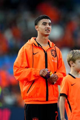 European Championship, EM, Europameisterschaft Qualifier: The Netherlands U21, U 21 v Bosnia and Herzegovina U21 Doetinchem - Ayoub Oufkir of The Netherlands U21 enters the pitch before the eigth qualification round of the 2026 2027 European Championship Qualifier. The match is set between The Netherlands U21 and Bosnia and Herzegovina U21 at De Vijverberg on 6 October 2026 in Doetinchem, Netherlands. (Hero Images Yannick Verhoeven) Copyright: xYannickxVerhoevenx