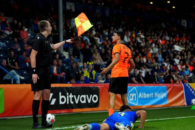 European Championship, EM, Europameisterschaft Qualifier: The Netherlands U21, U 21 v Bosnia and Herzegovina U21 Doetinchem - Ayoub Oufkir of The Netherlands U21 looks on during the eigth qualification round of the 2026 2027 European Championship Qualifier. The match is set between The Netherlands U21 and Bosnia and Herzegovina U21 at De Vijverberg on 6 October 2026 in Doetinchem, Netherlands. (Hero Images Yannick Verhoeven) Copyright: xYannickxVerhoevenx