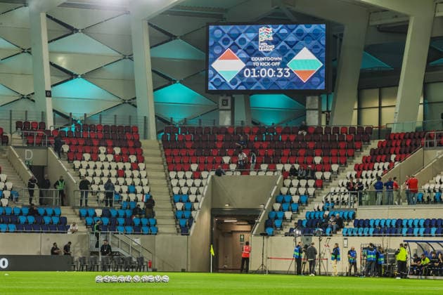 06.10.2026, LUX, Fussball, Herren, Nations League, 4. Spieltag, Luxemburg vs. Bulgarien Anzeigentafel Videowall mit dem Countdown vor dem Anpfiff Luxembourg Stade de Luxembourg Gasperich Luxembourg Copyright: xNordphoto Schwarzx