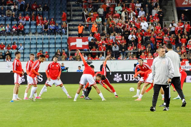 Nordmazedonien beim Aufwärmen vor Spielbeginn , Schweiz, UEFA , Nations League, Matchday 4, Schweiz vs. Nordmazedonien, 06.10.2026, Luzern Swissporarena Schweiz Copyright: xGrantxHubbsx