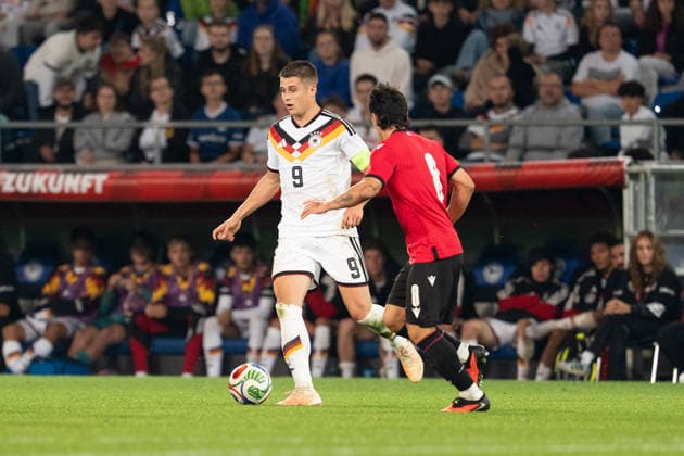 06.10.2026, GER, Deutschland U21, U 21 vs Georgien U21 Nicolo Tresoldi (Deutschland U21, 9) Einzelaktion; Ganzkörper Ganzkoerper ; Ball am Fuss; Bielefeld SchücoArena Bielefeld Deutschland Copyright: xnordphotoxGmbHx xChristianxSchulzex