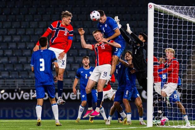261006 Jens Hjerto-Dahl and Rasmus Holten of Norway during the UEFA European Under-21 Qualifier football match between Norway and Israel on October 6, 2026 in Stavanger. Photo: Marius Simensen BILDBYRAN COP 238 bbeng em kvalifisering football fotball fotboll israel norge norway soccer U21, U 21 UEFA EURO, EM, Europameisterschaft,Fussball under-21 qualifiers Copyright: MARIUSxSIMENSEN BB261006BB746